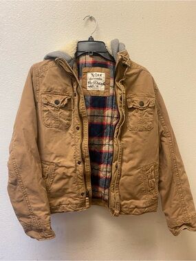 Abercrombie Tan Sherpa-Lined Jacket with hoodie